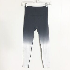 Zyia Ombre Leggings Black & White Size XS 2